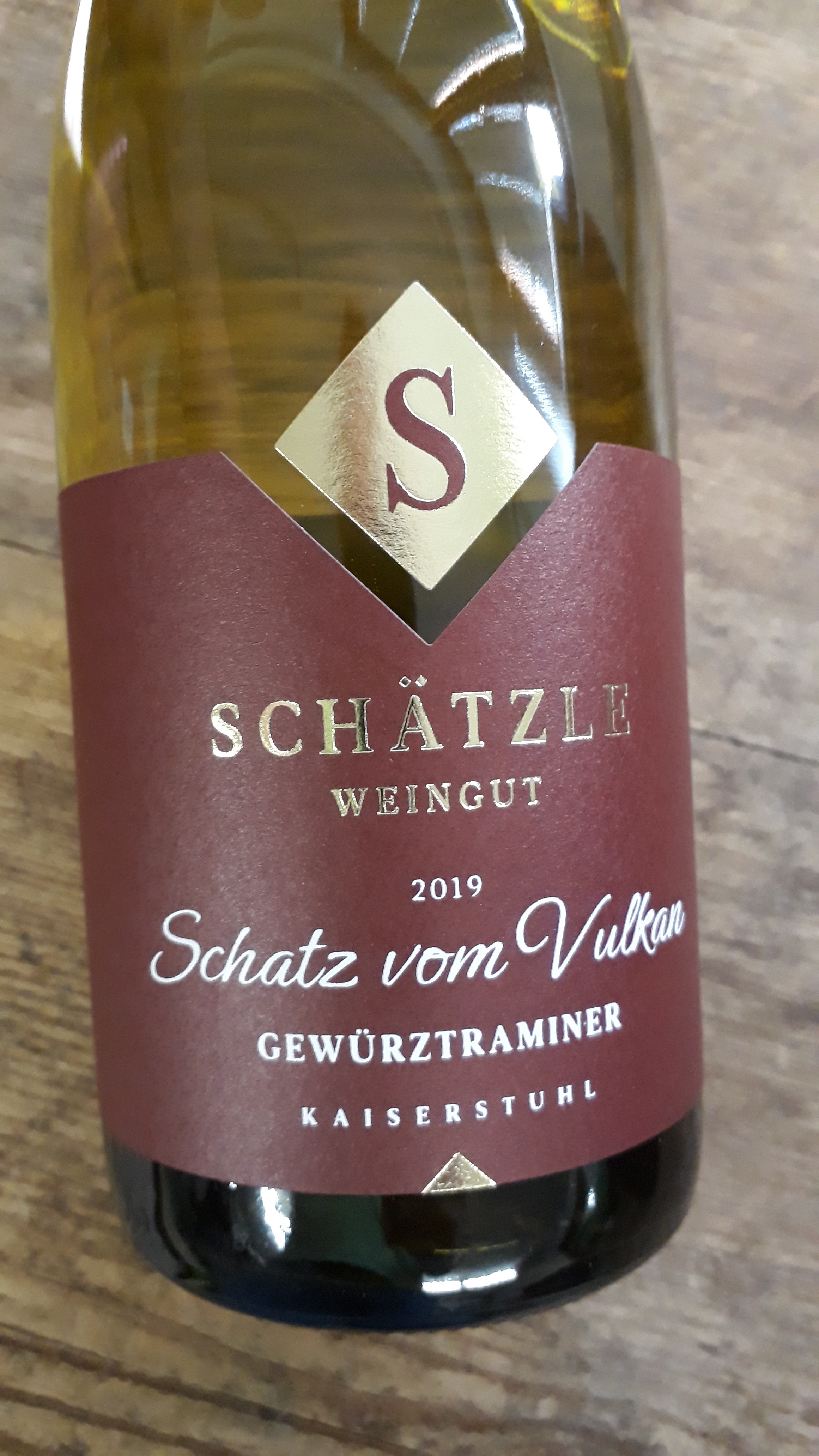 2020 "Schatz vom Vulkan" Gewürztraminer trocken- halbe Flasche-